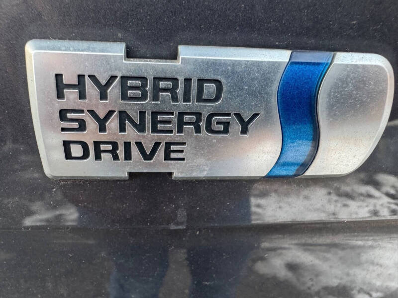 2012 Toyota Prius Two