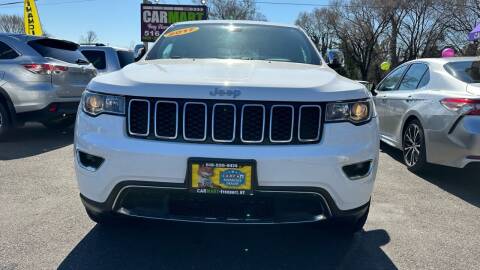 2017 Jeep Grand Cherokee for sale at CarMart One LLC in Freeport NY