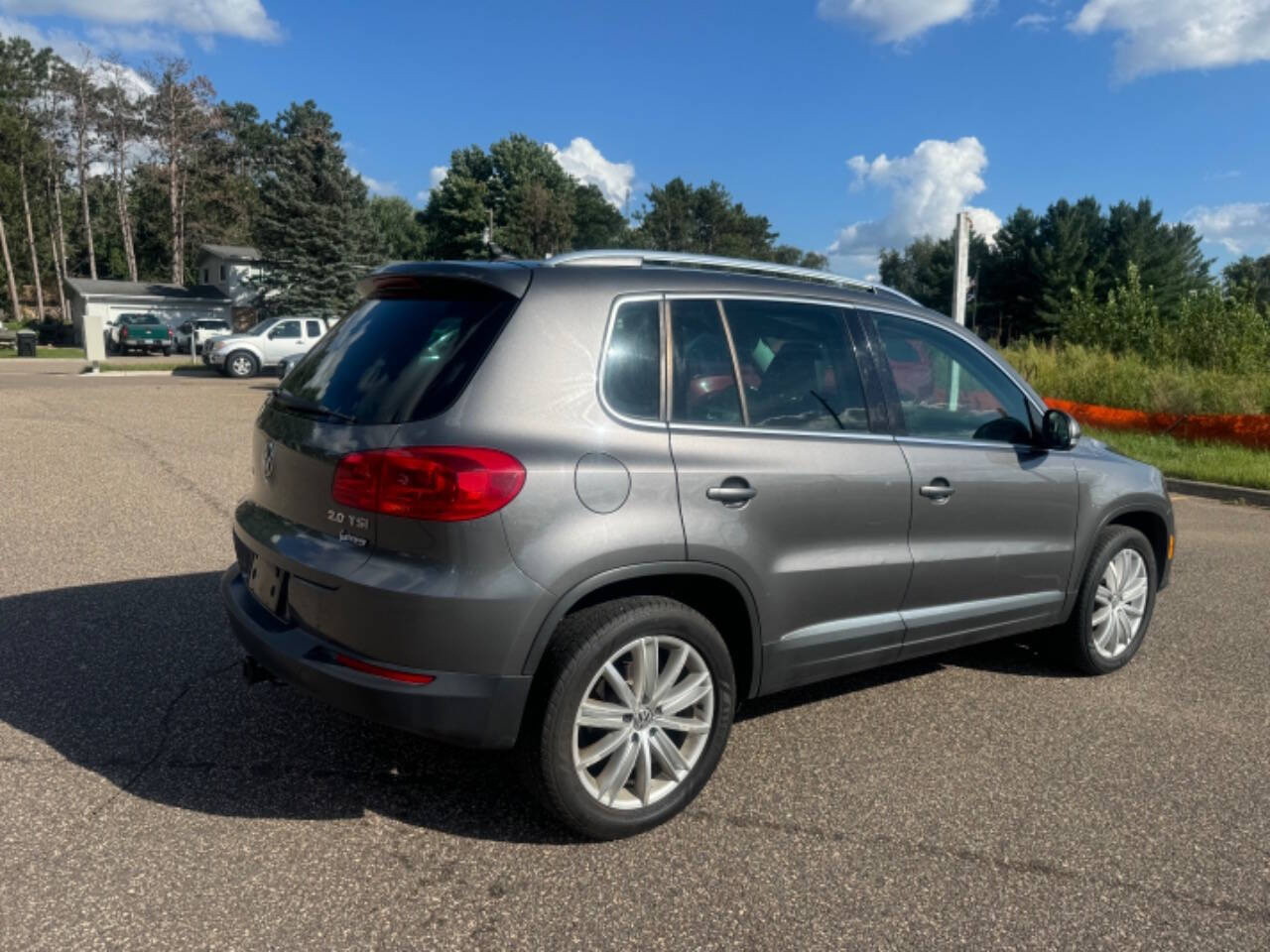 2012 Volkswagen Tiguan for sale at LUXURY IMPORTS AUTO SALES INC in Ham Lake, MN