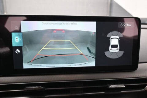 2025 Genesis GV60 Standard