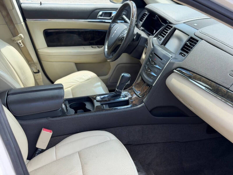 2013 Lincoln MKS