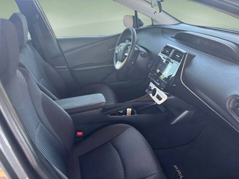 2017 Toyota Prius Two