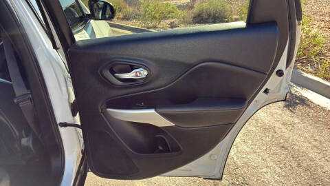 2018 Jeep Cherokee Latitude Plus