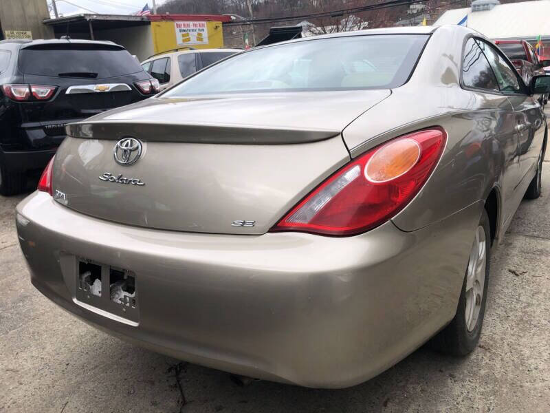 2004 Toyota Camry Solara SE