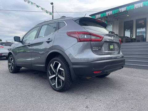 2021 Nissan Rogue Sport SL