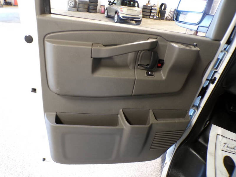 2020 Chevrolet Express 2500