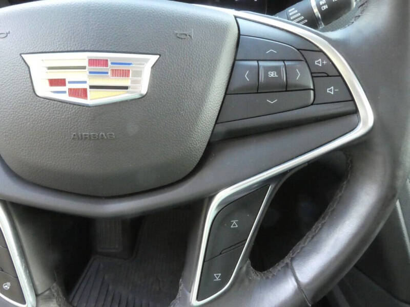 2017 Cadillac XT5 Premium Luxury