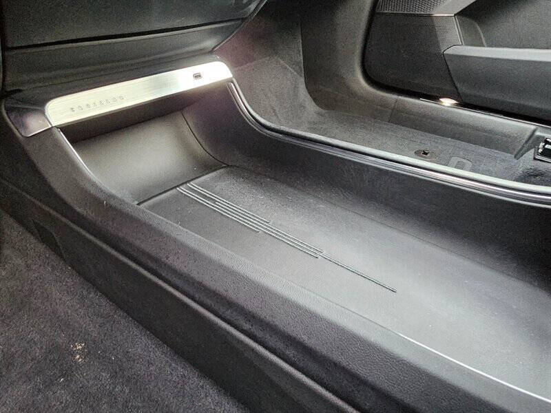 2024 Cadillac LYRIQ Luxury 3