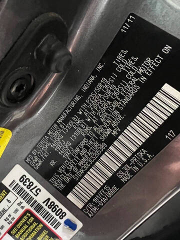 2012 Toyota Sienna SE 8-Passenger