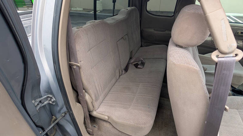 2002 Toyota Tundra SR5 V8