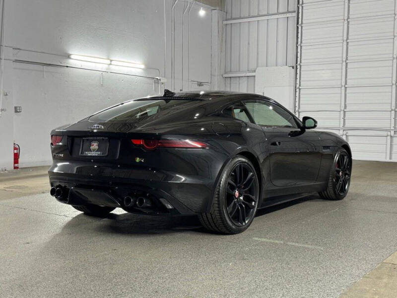 2020 Jaguar F-TYPE R