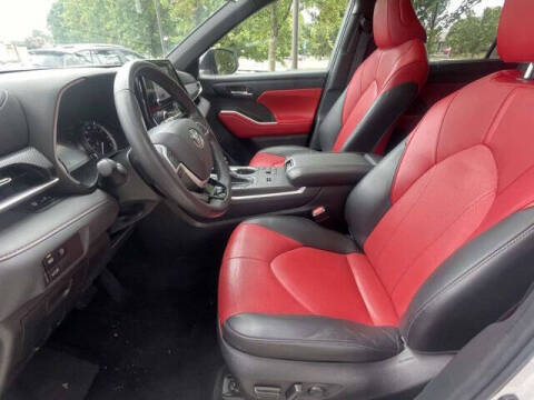 2023 Toyota Highlander XSE