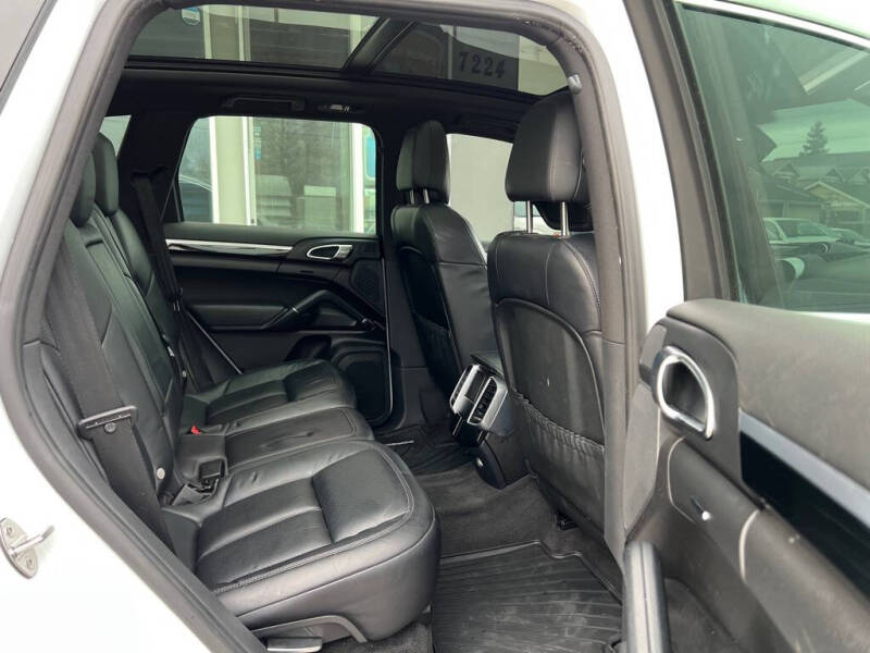2015 Porsche Cayenne S
