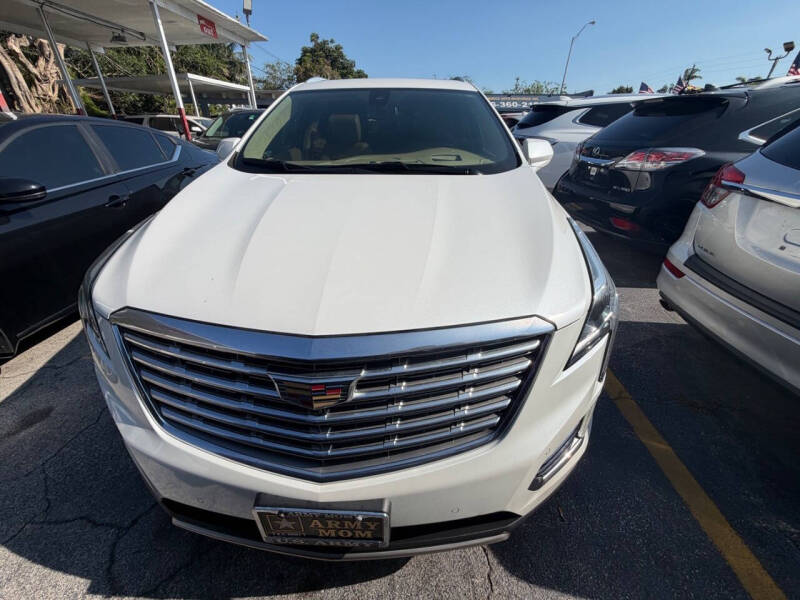 2017 Cadillac XT5 Platinum