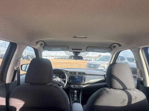 2023 Nissan Kicks SV