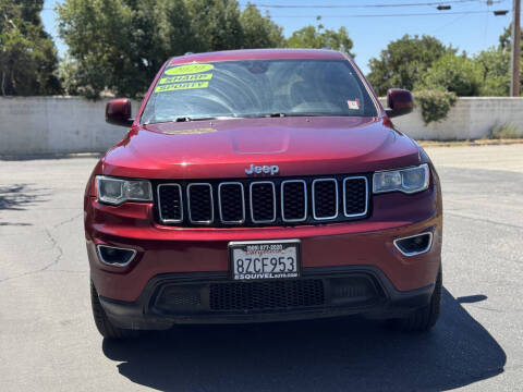 2020 Jeep Grand Cherokee Laredo
