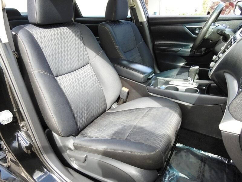 2018 Nissan Altima  - $13,900