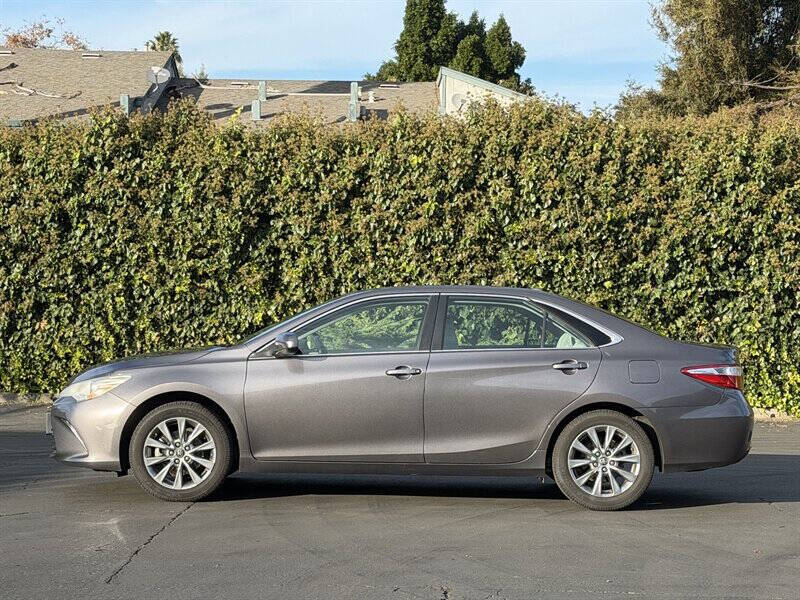 2016 Toyota Camry XLE