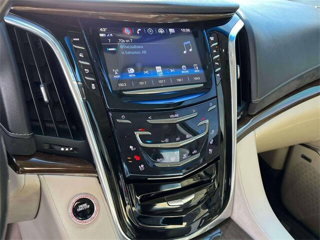 2018 Cadillac Escalade ESV Luxury