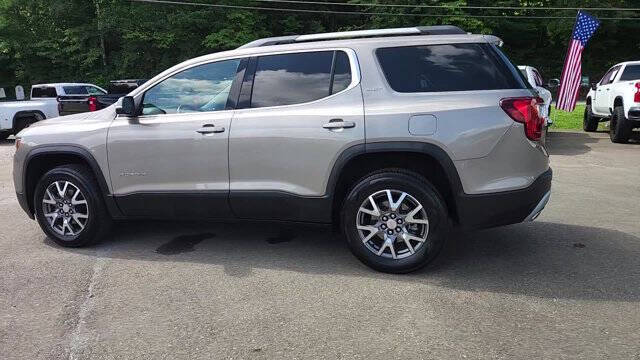 2023 GMC Acadia SLT