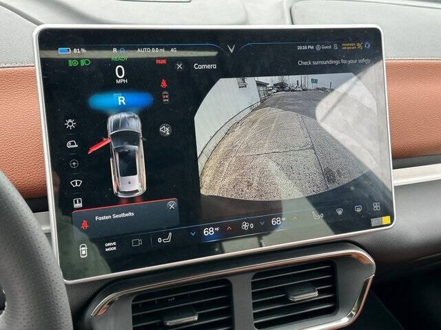 2025 VinFast VF8 Plus