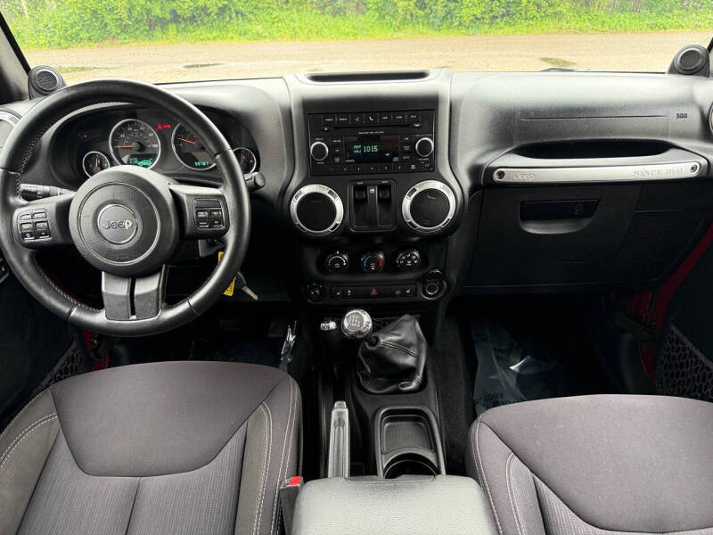 2013 Jeep Wrangler Sahara
