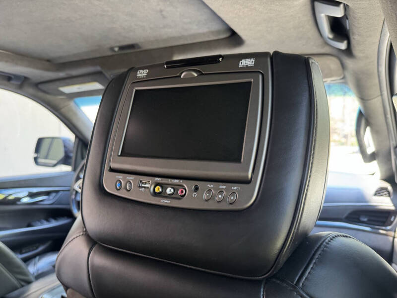 2016 Cadillac Escalade ESV Platinum