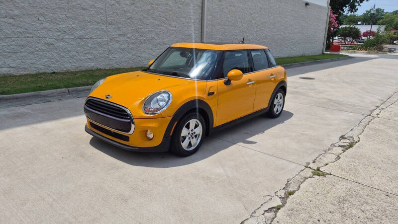 2016 MINI Hardtop 4 Door Cooper
