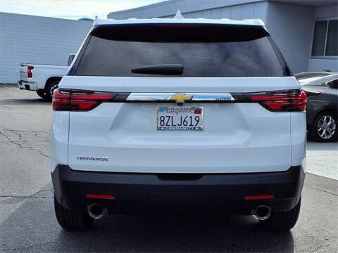 2023 Chevrolet Traverse LS