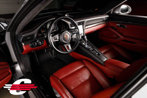 2017 Porsche 911 Carrera 4S