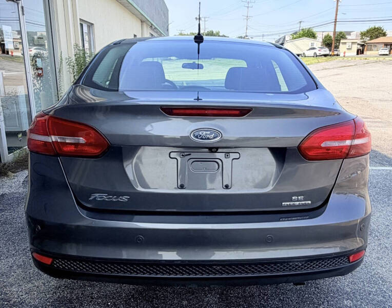 2015 Ford Focus SE
