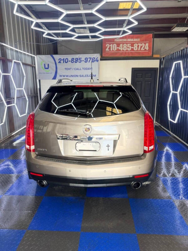 2011 Cadillac SRX Luxury Collection