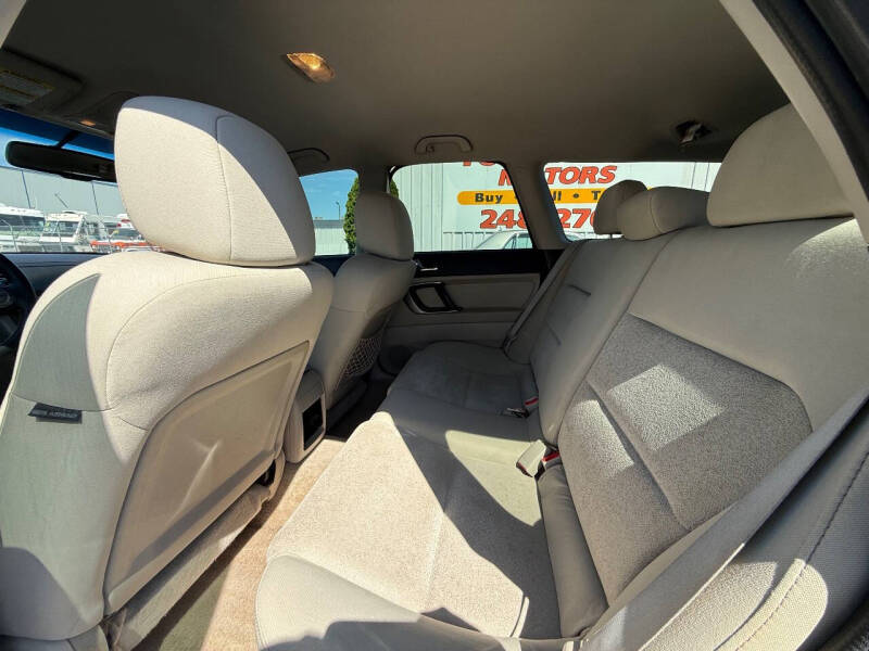 2008 Subaru Outback 2.5i
