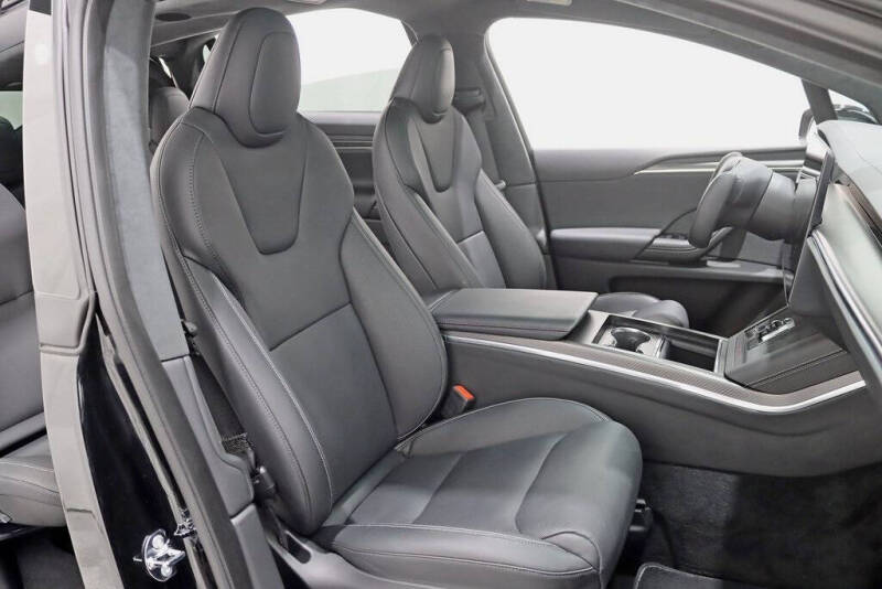 2022 Tesla Model X Plaid