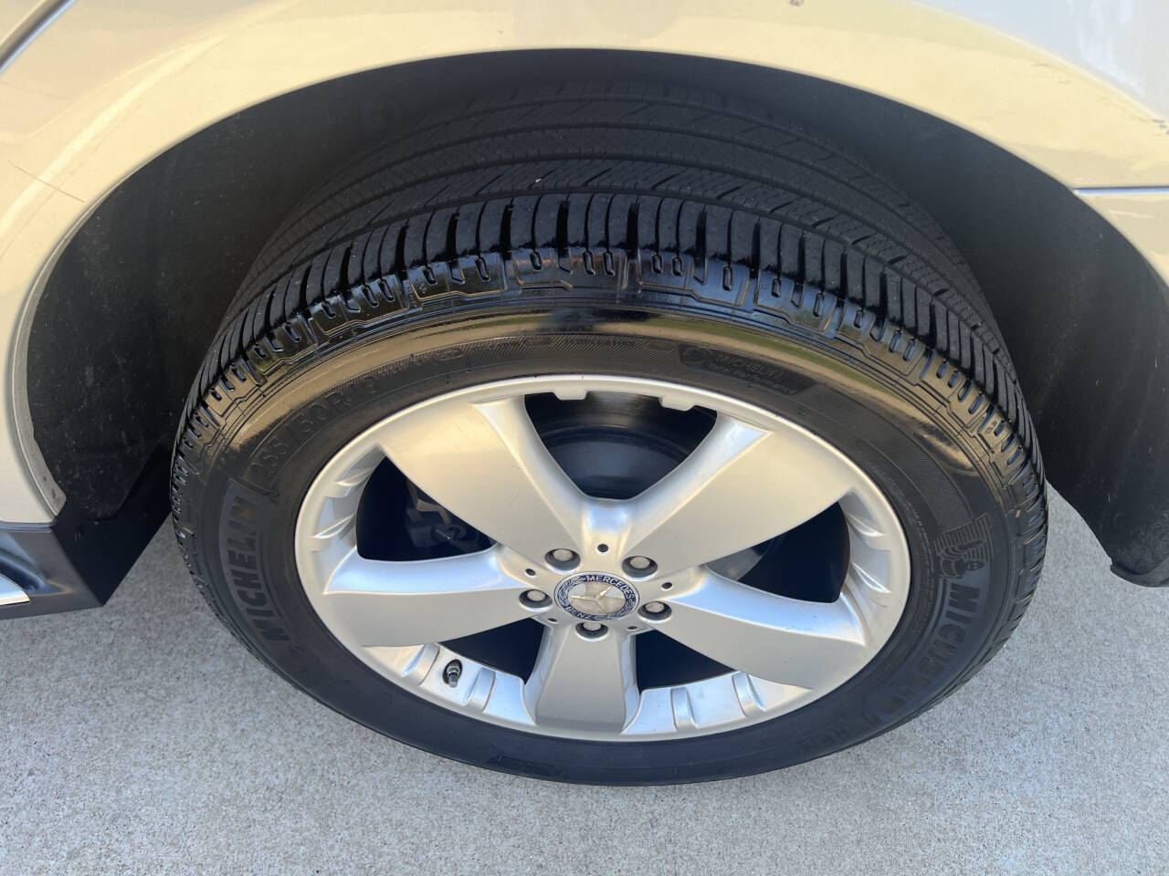 Used Car 2011 Mercedes-benz M-class  Ml 350 4dr Suv For Sale Under $10,000 In Austin, Texas