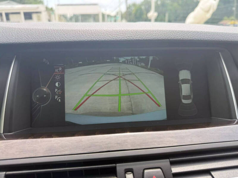 2015 BMW 5 Series 528i xDrive