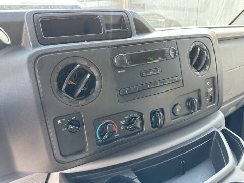 2014 Ford E-Series E-250