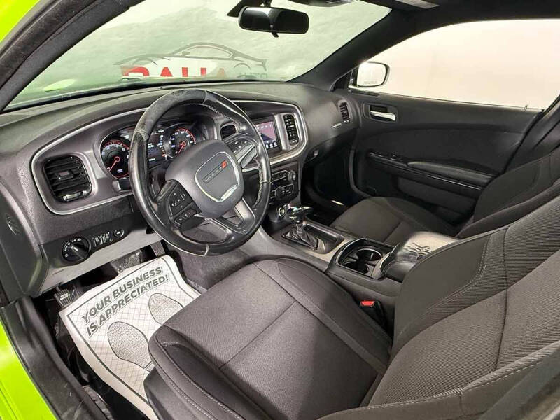 2019 Dodge Charger SXT