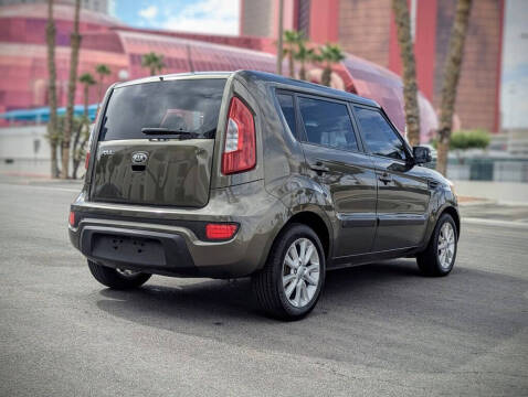 2013 Kia Soul +