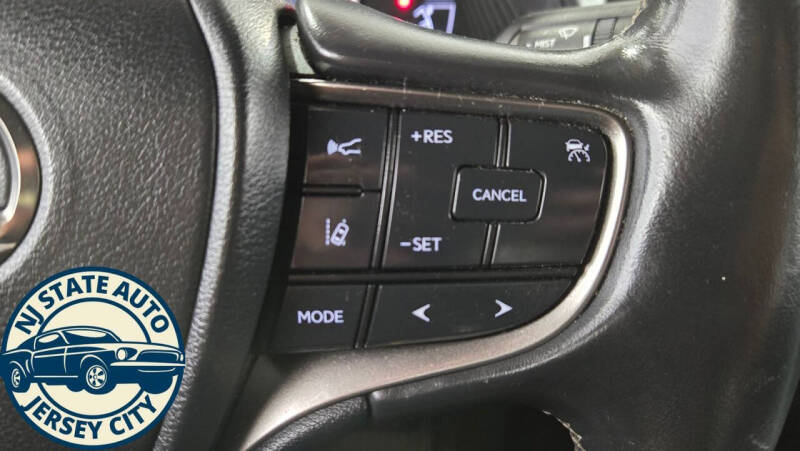 2019 Lexus UX 200 Luxury