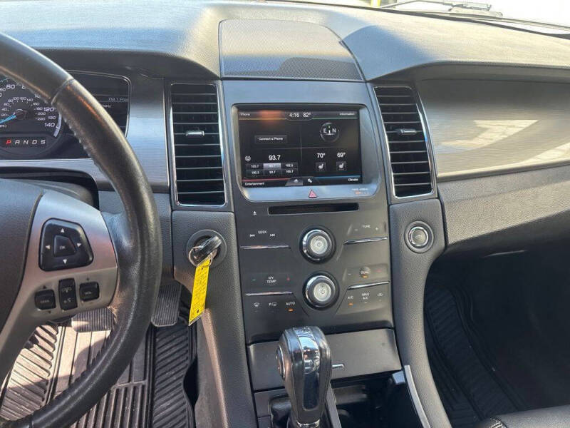 2014 Ford Taurus SEL