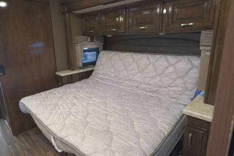 2018 Freightliner XCS Chassis