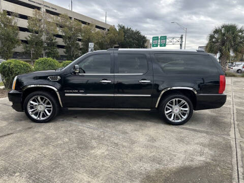 2011 Cadillac Escalade ESV Platinum Edition