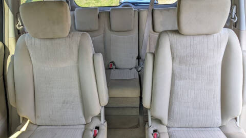 2012 Nissan Quest