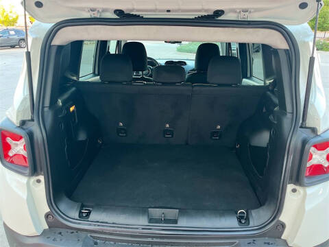 2023 Jeep Renegade Trailhawk