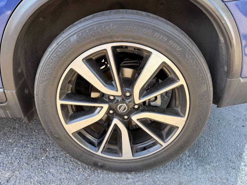 2020 Nissan Rogue SL