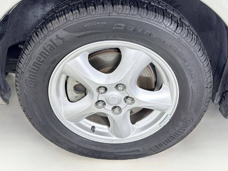 2004 Ford Taurus SES