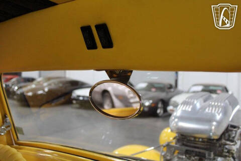1933 Plymouth 5 Window
