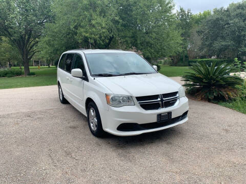 2012 Dodge Grand Caravan for sale at Sertwin LLC in Katy TX