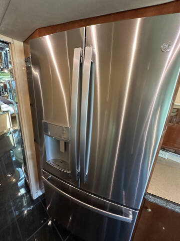 2001 Prevost Liberty